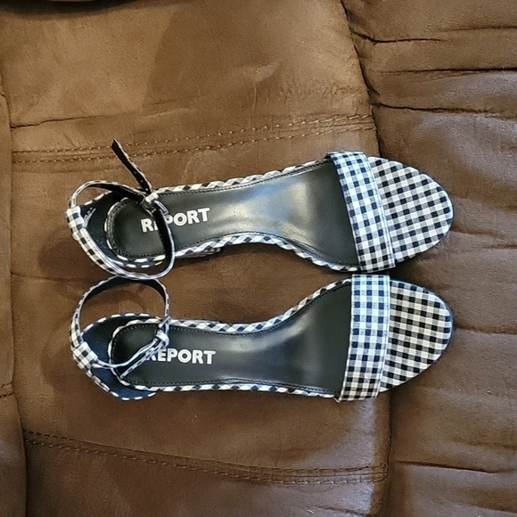 REPORT Pamela Fabric Gingham Ankle Strap Open Toe Block Sandals - Picture 4 of 7
